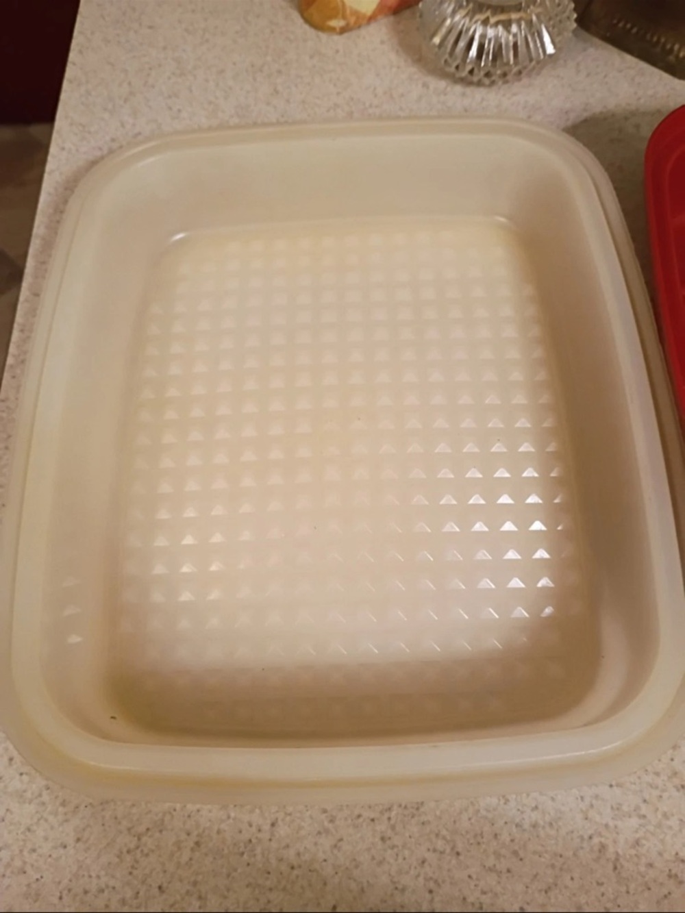 Vintage Tupperware Plastic Covered Marinade container Orange and Cream - Picture 3 of 6